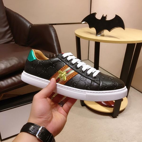 2020q limited edition men's leather little bee embroidered casual shoes large size fashion lace up sneakers, size: 38-45, Black
2020q limited edition men's leather little bee embroidered casual shoes large size fashion lace up sneakers, size: 38-45, Black