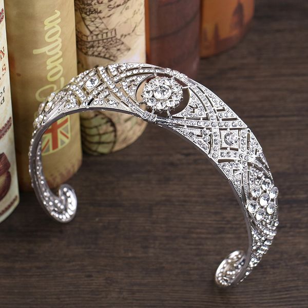 vintage wedding crown silver color rhinestone crystal queen crown bride wedding headdress dance party bridal hair accessories, Golden;silver
vintage wedding crown silver color rhinestone crystal queen crown bride wedding headdress dance party bridal hair accessories, Golden;silver