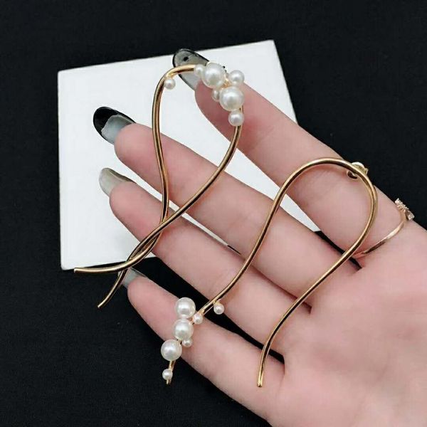 new irregular simple fashion pearl designer earrings luxury designer jewelry women earrings, Golden
new irregular simple fashion pearl designer earrings luxury designer jewelry women earrings, Golden