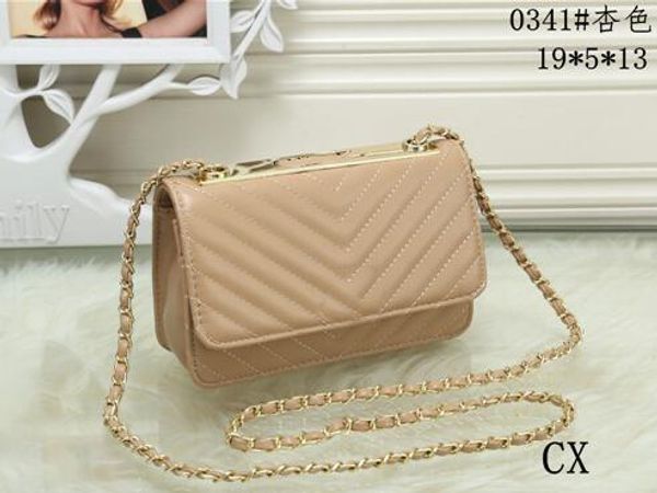 factory wholesale 2020 new handbag cross pattern synthetic leather shell chain bag shoulder messenger bag fashionista bag
factory wholesale 2020 new handbag cross pattern synthetic leather shell chain bag shoulder messenger bag fashionista bag