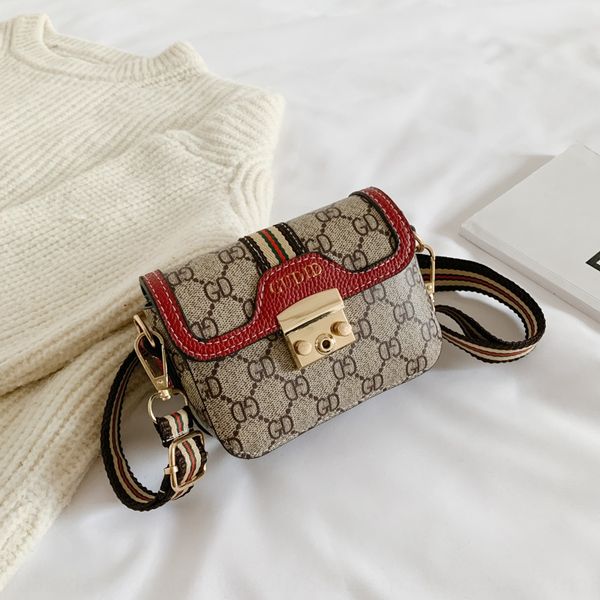 zef68 korean style children's korean style fashion letter children's small square small square bag pu printing girl's shoulde
zef68 korean style children's korean style fashion letter children's small square small square bag pu printing girl's shoulde