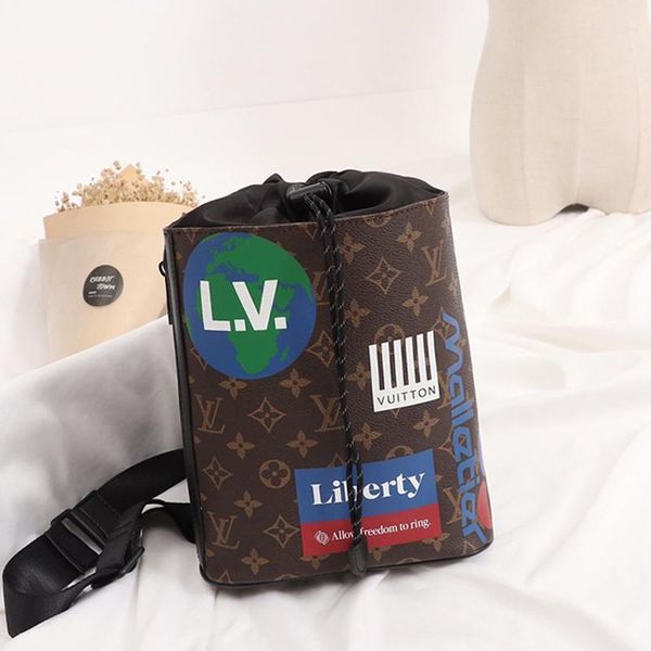 fast delivery simple style womens luxury designer leather bucket bag handbag drawstring shoulder bag messenger crossbody bags drop ship
fast delivery simple style womens luxury designer leather bucket bag handbag drawstring shoulder bag messenger crossbody bags drop ship