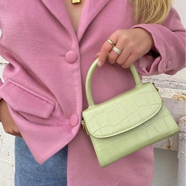 stunning2020 internet celebrity street sthe same mini flip crocodile pattern cowhide shoulder crossbody portable small squar
stunning2020 internet celebrity street sthe same mini flip crocodile pattern cowhide shoulder crossbody portable small squar