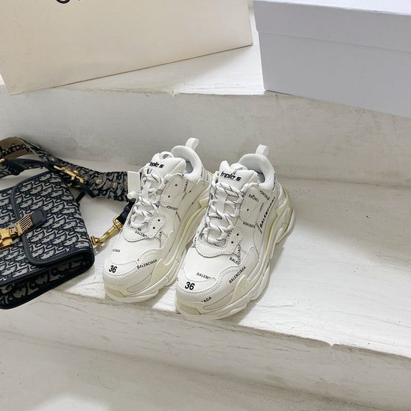 2020bl designer designs new leisure and entertainment hiking shoes, outdoor jungle adventure shoes, original packaging and box delivery, Black
2020bl designer designs new leisure and entertainment hiking shoes, outdoor jungle adventure shoes, original packaging and box delivery, Black