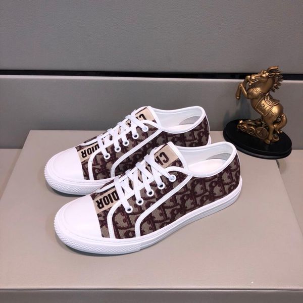 2019w custom new low-cut letters men's casual shoes, personalized wild sports shoes, trend shoes, original box packaging: 38-44, Black
2019w custom new low-cut letters men's casual shoes, personalized wild sports shoes, trend shoes, original box packaging: 38-44, Black