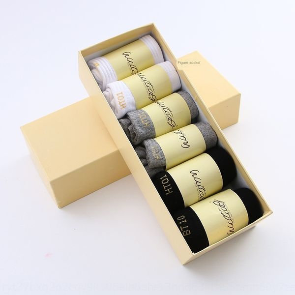 2020 mid-calf men's cotton and 6 pairs gift box cotton business socks simple sweat-absorbing solid color sports men's socks, Pink;yellow
2020 mid-calf men's cotton and 6 pairs gift box cotton business socks simple sweat-absorbing solid color sports men's socks, Pink;yellow