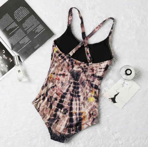 2049 fashion high waist swimwear 2020 new leaf print bikinis women swimsuit vintage retro bathing suit halter biquini maillot de bain femm, White;black
2049 fashion high waist swimwear 2020 new leaf print bikinis women swimsuit vintage retro bathing suit halter biquini maillot de bain femm, White;black