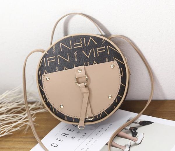 2020 new fashion simple contrast color retro small round bag casual wild shoulder messenger handbag ready to ship
2020 new fashion simple contrast color retro small round bag casual wild shoulder messenger handbag ready to ship