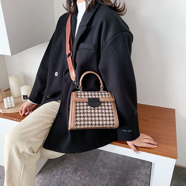new women's cloth bag leisure single shoulder messenger bag fashion handbag crossbody bags for women bags for women 2019
new women's cloth bag leisure single shoulder messenger bag fashion handbag crossbody bags for women bags for women 2019