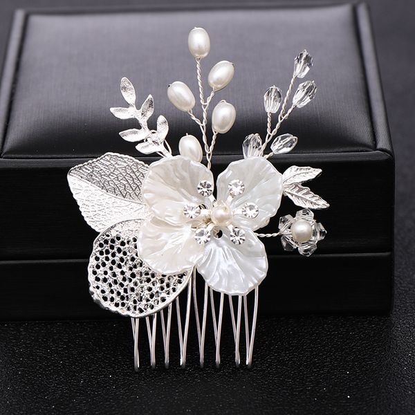 bride flower hair comb wedding hair ornaments pearl combs silver color hairpins jewelry tiara women combs for dropship, Golden;silver
bride flower hair comb wedding hair ornaments pearl combs silver color hairpins jewelry tiara women combs for dropship, Golden;silver