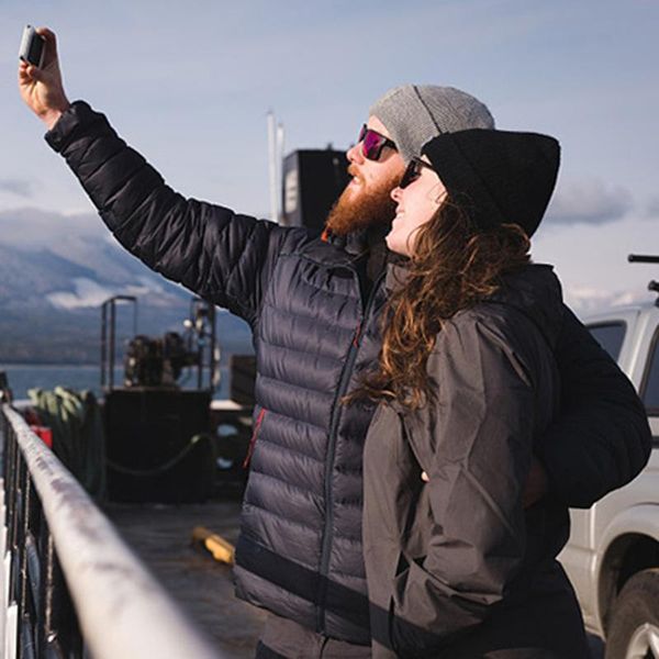 men's winter thicken cotton warm jacket hoodies zipper coat with pocket large size sport outdoor windproof solid color fashion, Black;red 
men's winter thicken cotton warm jacket hoodies zipper coat with pocket large size sport outdoor windproof solid color fashion, Black;red