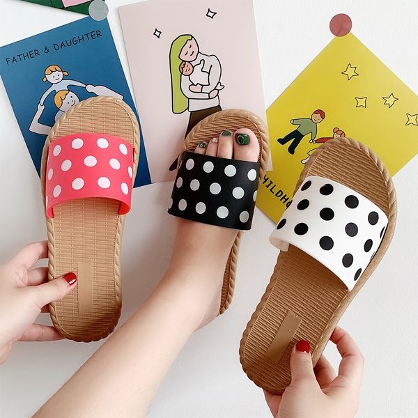 2020 new women's flat-soled online celebrity dot outerwear chic women's shoes fashion and sandals coat sandals
2020 new women's flat-soled online celebrity dot outerwear chic women's shoes fashion and sandals coat sandals