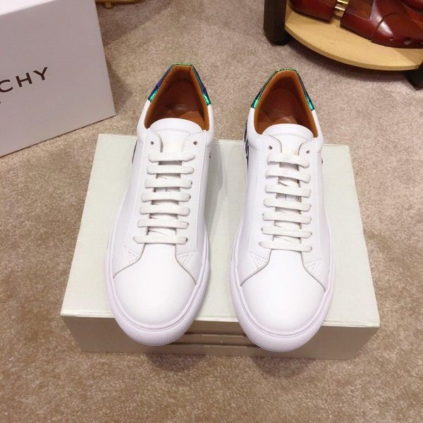2020o high-end custom fashion men's white comfortable breathable casual shoes, fashion wild trend low-sneakers, original box packag
2020o high-end custom fashion men's white comfortable breathable casual shoes, fashion wild trend low-sneakers, original box packag