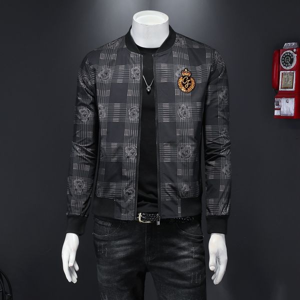 2020 spring and autumn new men's jacket jacquard embroidery trend korean casual handsome all-match jacket tide brand, Black;brown
2020 spring and autumn new men's jacket jacquard embroidery trend korean casual handsome all-match jacket tide brand, Black;brown