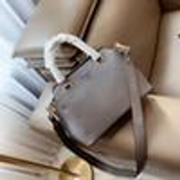 flap bag luxury designer handbags sunset original leather women shoulder bags fashion medium crossbody bag g412, Black
flap bag luxury designer handbags sunset original leather women shoulder bags fashion medium crossbody bag g412, Black