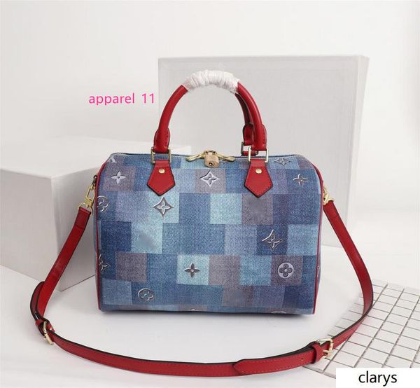 lovuitto designers patchwork posty denim shoulder hand bag 40391 40390 size: 32x 29x 17cm
lovuitto designers patchwork posty denim shoulder hand bag 40391 40390 size: 32x 29x 17cm