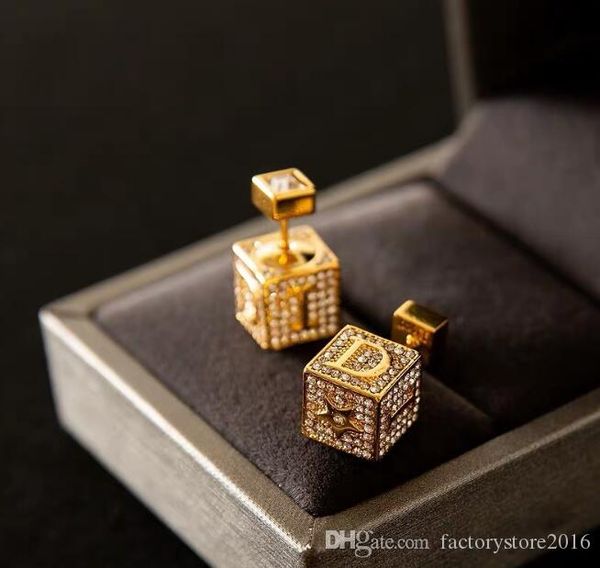 luxury designer square earrings with crystayl gold double side stud earrings jewelry for women party quality, Golden;silver
luxury designer square earrings with crystayl gold double side stud earrings jewelry for women party quality, Golden;silver