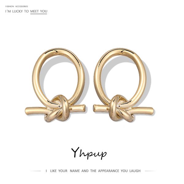 yhpup fashion minimalist knot round geometric stud earrings copper statement metal earrings for women party kolczyki 2020, Golden;silver
yhpup fashion minimalist knot round geometric stud earrings copper statement metal earrings for women party kolczyki 2020, Golden;silver