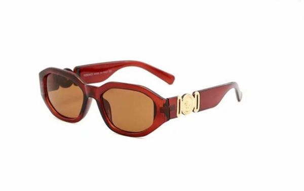 2020 High quality Polarized lens pilot Fashion Sunglasses For Men and Women Brand designer Vintage Sport Sun glasses With
2020 High quality Polarized lens pilot Fashion Sunglasses For Men and Women Brand designer Vintage Sport Sun glasses With