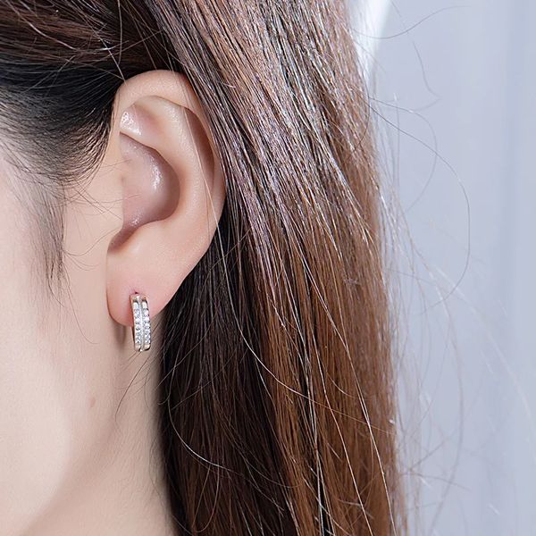 925 sterling silver earrings with zircon wild ear ring ear bone buckle simple fashion beautiful female gircle silver jewelry, Golden
925 sterling silver earrings with zircon wild ear ring ear bone buckle simple fashion beautiful female gircle silver jewelry, Golden