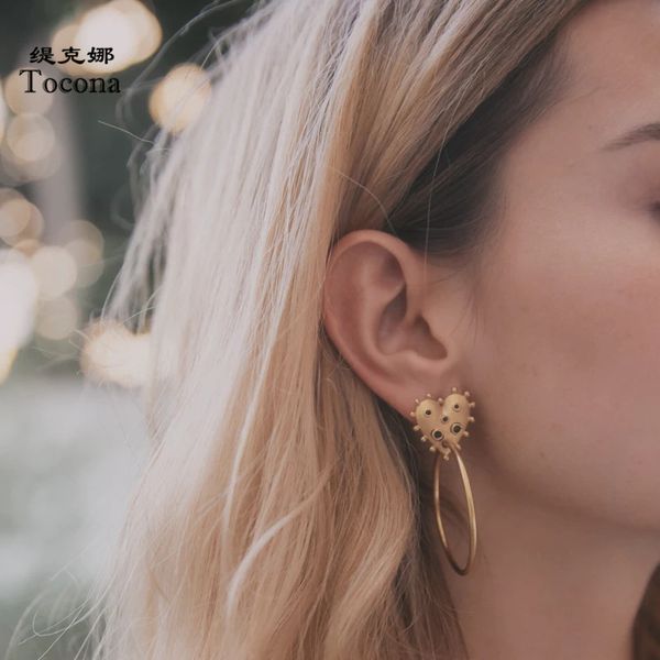 elegance lovely heart big round drop earrings for women charm hollow geometric gold alloy party jewelry gift 14617, Golden
elegance lovely heart big round drop earrings for women charm hollow geometric gold alloy party jewelry gift 14617, Golden