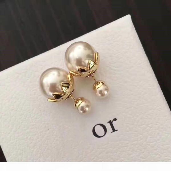 e 2020 european and american fashion custom pearl earrings imported brass inset pearl earrings, Golden;silver
e 2020 european and american fashion custom pearl earrings imported brass inset pearl earrings, Golden;silver