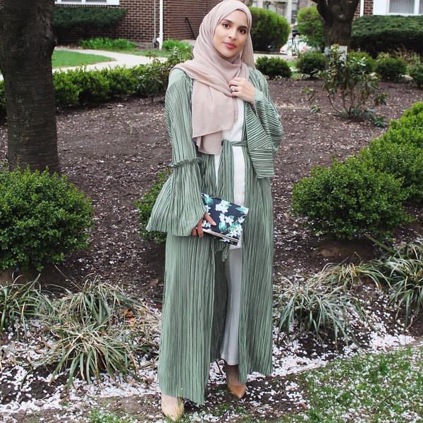 2019 uae kaftan abaya kimono dubai women pleated cardigan with hijab muslim dress robe musulmane longue turkish islamic clothing
2019 uae kaftan abaya kimono dubai women pleated cardigan with hijab muslim dress robe musulmane longue turkish islamic clothing
