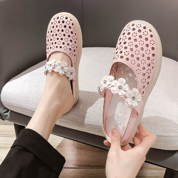 2020 summer new half slippers women outer wear hollow flower flat bottom shoes soft comfortable non-slip pregnant women sandals, Black
2020 summer new half slippers women outer wear hollow flower flat bottom shoes soft comfortable non-slip pregnant women sandals, Black