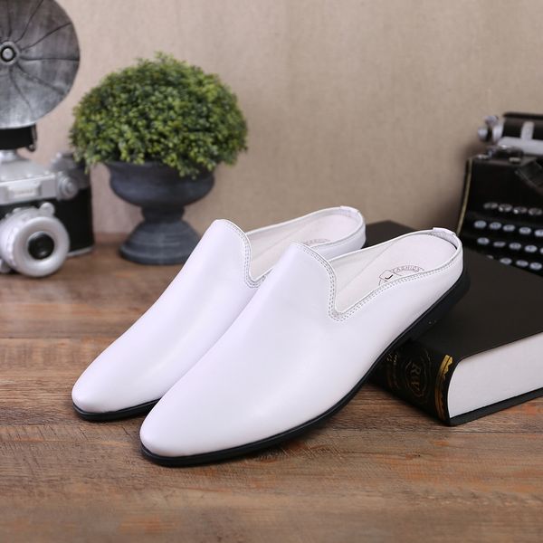 spring and summer men's leather toe half slippers soft leather casual slippers lazy men's shoes 
spring and summer men's leather toe half slippers soft leather casual slippers lazy men's shoes