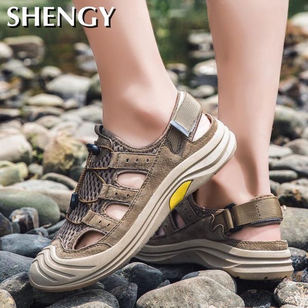 2020 men summer sandals hollow breathable casual men shoes soft male shoes drive outdoor sport walking size 46, Black
2020 men summer sandals hollow breathable casual men shoes soft male shoes drive outdoor sport walking size 46, Black
