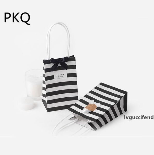 20pcs small black white stripe paper bag with handle wedding party candy bag mini gift cookie bags gift packing
20pcs small black white stripe paper bag with handle wedding party candy bag mini gift cookie bags gift packing