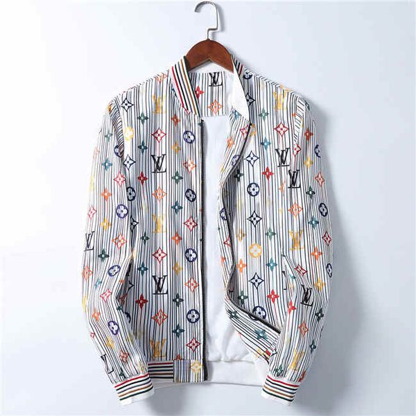 2020 mens designer hooded sport windbreaker jackets new spring autumn jacket casual clothing zipper collar plaid print slim jacket, Black;brown
2020 mens designer hooded sport windbreaker jackets new spring autumn jacket casual clothing zipper collar plaid print slim jacket, Black;brown
