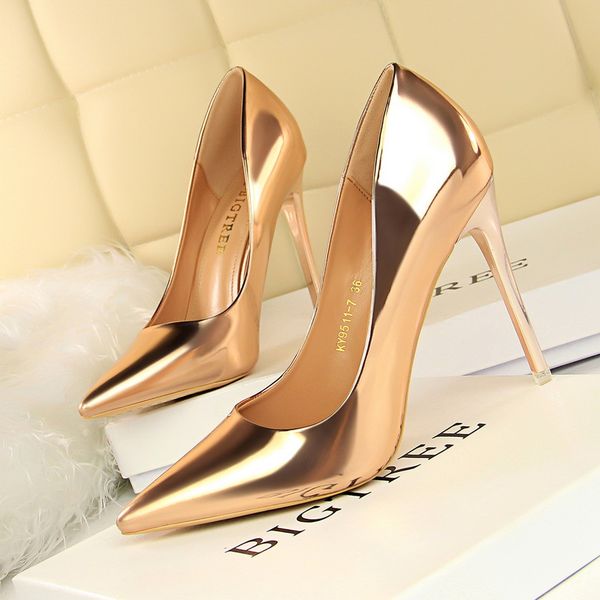 2020 women shoes high heels party pumps female summer heels mirror face leather silver golden ladies shoes, Black
2020 women shoes high heels party pumps female summer heels mirror face leather silver golden ladies shoes, Black