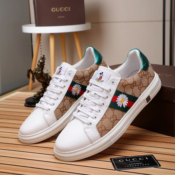 2020 b6 leather lace-up fashion casual mens luxury designer shoes classic flat shoes mens sneakers original box, Black
2020 b6 leather lace-up fashion casual mens luxury designer shoes classic flat shoes mens sneakers original box, Black