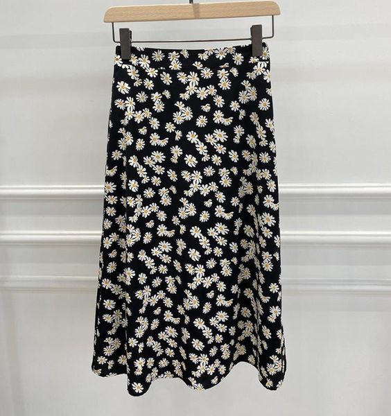 skirts women skirt 2021 spring and summer fashionable casual daisy print high waist a-line midi, Black
skirts women skirt 2021 spring and summer fashionable casual daisy print high waist a-line midi, Black