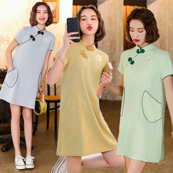 new arrival chinese traditional dress women satin cheongsam short sleeve plaid printing loose chinese dress qipao, Red
new arrival chinese traditional dress women satin cheongsam short sleeve plaid printing loose chinese dress qipao, Red