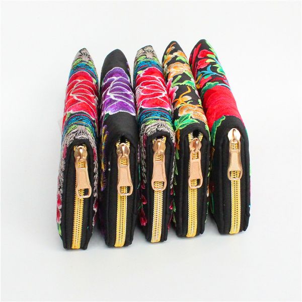 ethnic style embroidery bag ladies embroidery mobile phone coin key bag, Red;black
ethnic style embroidery bag ladies embroidery mobile phone coin key bag, Red;black