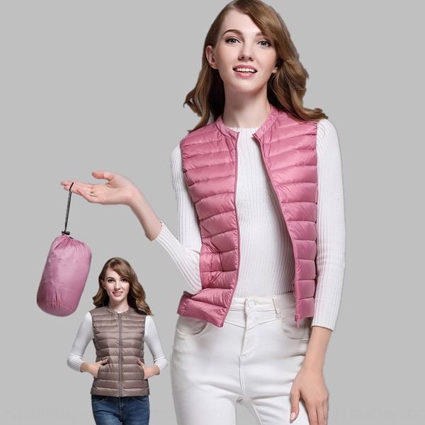 2019 autumn new round neck collarless short women's thin jacket down zipper sleeveless liner vest vest jacket, Black
2019 autumn new round neck collarless short women's thin jacket down zipper sleeveless liner vest vest jacket, Black