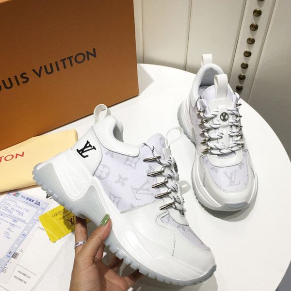 205 new designer luxury women's casual fashion shoes, women's outdoor casual shoes, high-quality materials, with original box, Black
205 new designer luxury women's casual fashion shoes, women's outdoor casual shoes, high-quality materials, with original box, Black