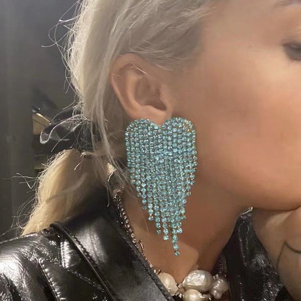 exaggerated wind fashion super flash alloy rhinestone diamond long love tassel earrings women's dinner claw chain earrings, Golden
exaggerated wind fashion super flash alloy rhinestone diamond long love tassel earrings women's dinner claw chain earrings, Golden