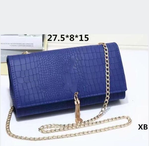 2020 19ss моды взрыва модель крокодила тиснение кисточки цепи мешок многоцветная дополнительно плечо сумки
2020 19ss моды взрыва модель крокодила тиснение кисточки цепи мешок многоцветная дополнительно плечо сумки