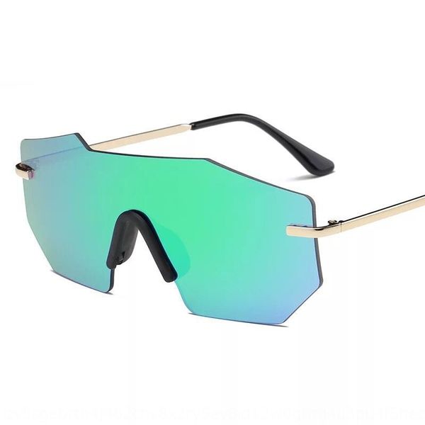new fashionable sun color film conjoined goggles metal fashionable cycling for men and women 3318 sun sunglasses bicycle sun glasses, White;black
new fashionable sun color film conjoined goggles metal fashionable cycling for men and women 3318 sun sunglasses bicycle sun glasses, White;black