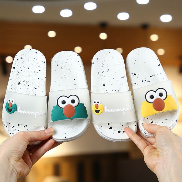 new children' cartoon male and female children parent-child home slippers korean cute bath children slippers summer, Black;grey
new children' cartoon male and female children parent-child home slippers korean cute bath children slippers summer, Black;grey
