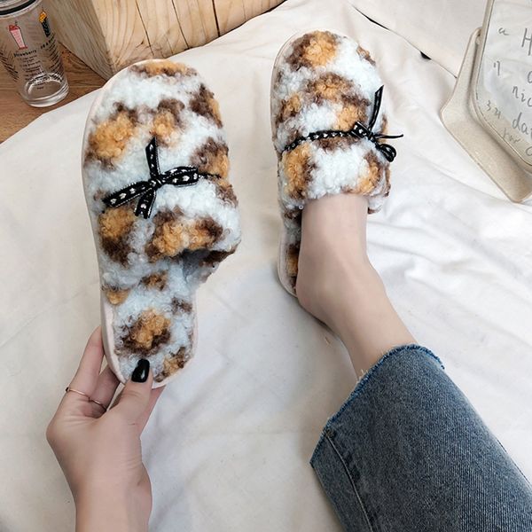 women home slippers winter warm shoes woman slip on flats slides female faux fur slippers women shoes closed toe, Black
women home slippers winter warm shoes woman slip on flats slides female faux fur slippers women shoes closed toe, Black