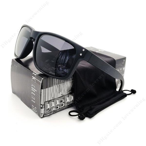 fashion polarized sunglasses men black frame grey lens etching high-end glasses wholesale customized, White;black
fashion polarized sunglasses men black frame grey lens etching high-end glasses wholesale customized, White;black