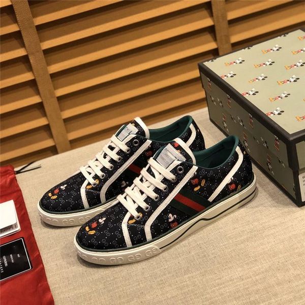 2020 leisure shoes gs upper leather, high-quality women's shoes, sublimating luxury men's shoes in high-end extraordinary g, Black
2020 leisure shoes gs upper leather, high-quality women's shoes, sublimating luxury men's shoes in high-end extraordinary g, Black