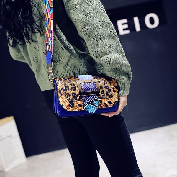 женщины сумка плеча щитовые красочные широкие сумки ремень crossbody pu кожи женские сумки лоскут all-match мода сумка сумки подарочные
женщины сумка плеча щитовые красочные широкие сумки ремень crossbody pu кожи женские сумки лоскут all-match мода сумка сумки подарочные