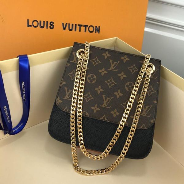 лучшего качество женской сумки bolso bandolera trend классической дизайнер кожа цепь плечо сумка простая стиль новое прибытие дама crossbody
лучшего качество женской сумки bolso bandolera trend классической дизайнер кожа цепь плечо сумка простая стиль новое прибытие дама crossbody