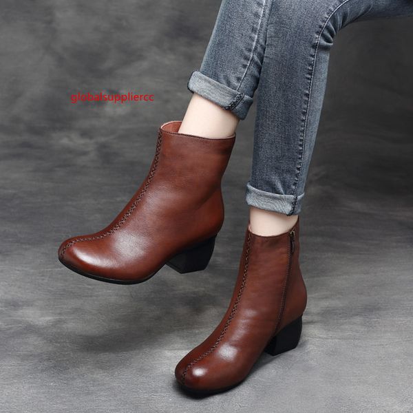x113 man spring casual boot breathable light men lace-up new women s leather boot wild personality shoe fashion big size 39-46, Black;green
x113 man spring casual boot breathable light men lace-up new women s leather boot wild personality shoe fashion big size 39-46, Black;green