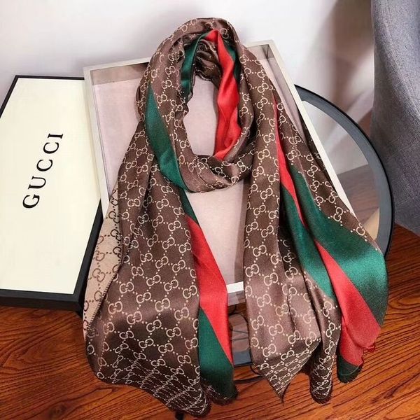 2019 fashion designer cashmere scarf four seasons silk scarf luxury large size classic scarf for men and women noble atmosphere, Blue;gray
2019 fashion designer cashmere scarf four seasons silk scarf luxury large size classic scarf for men and women noble atmosphere, Blue;gray